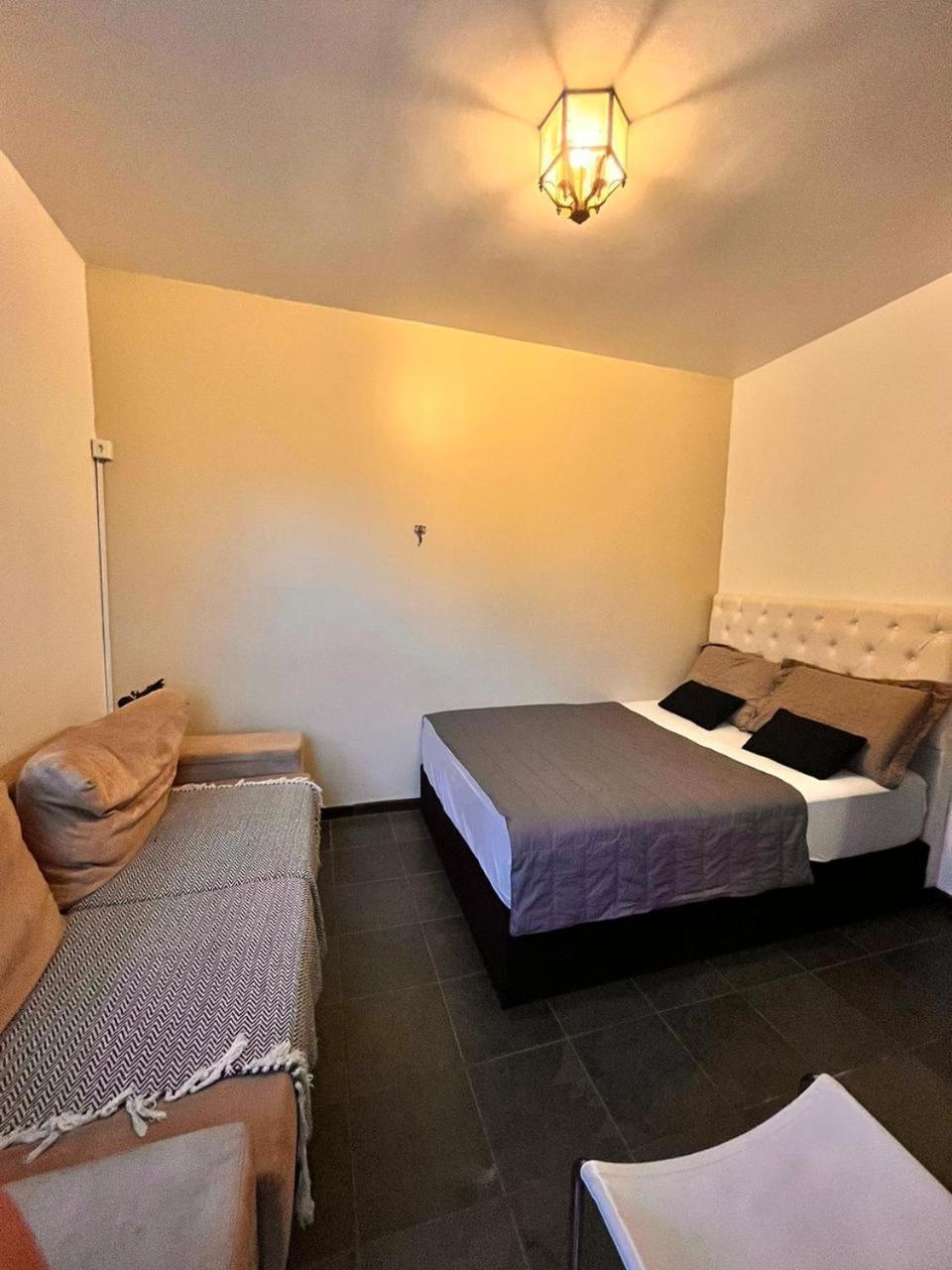 Opera Hostel Куритиба Екстериор снимка