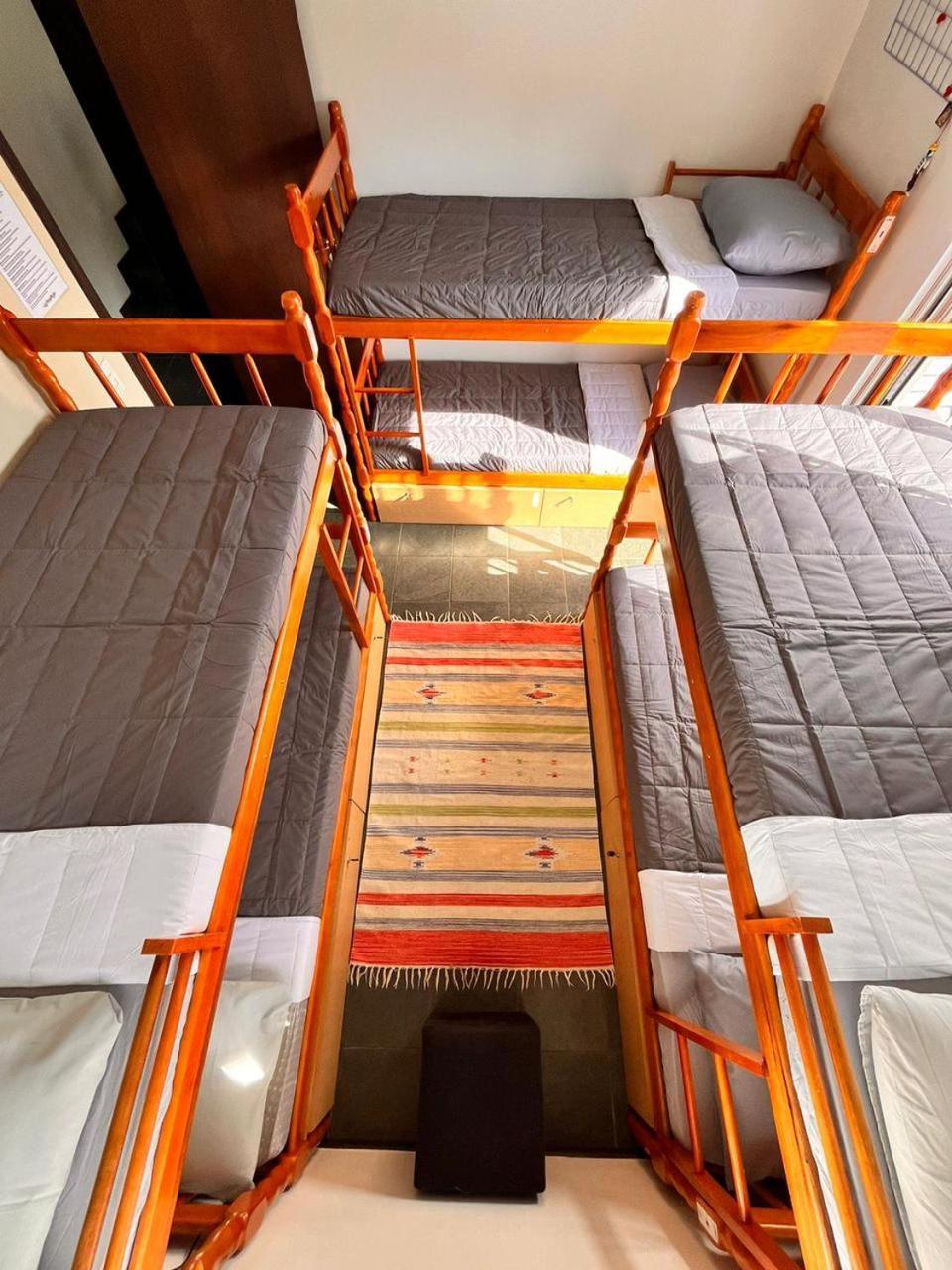 Opera Hostel Куритиба Екстериор снимка